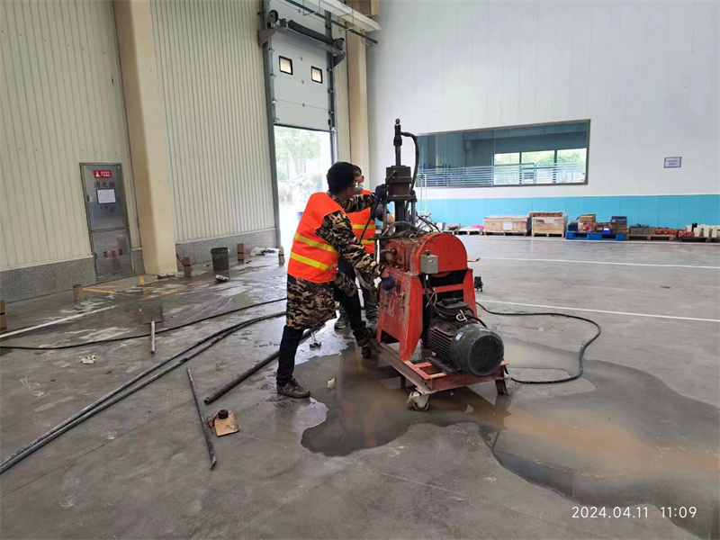 余杭厂房地面下沉塌陷注浆加固施工